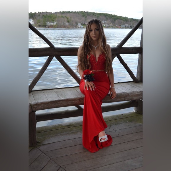 Faviana two piece lace up strapless corset top Prom dress - Picture 8 of 8